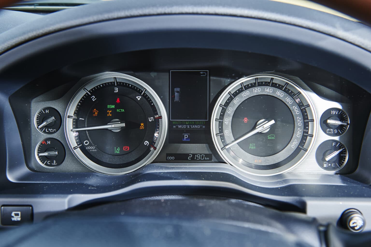 The 5 most important gauges your 4X4 needs Unsealed 4X4