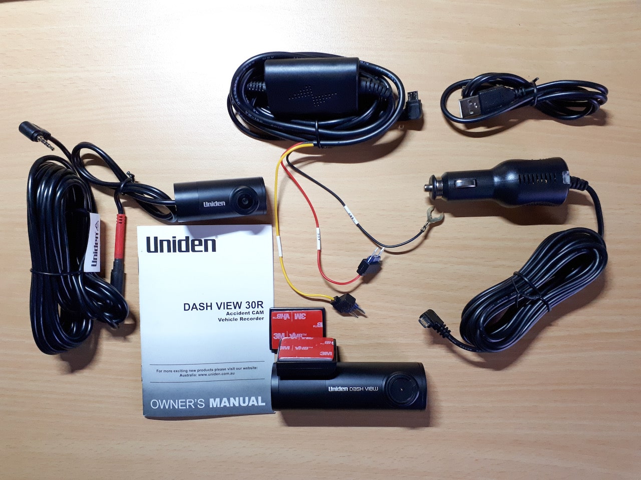 2 Uniden 30r Dash Cam What's In Tne Box