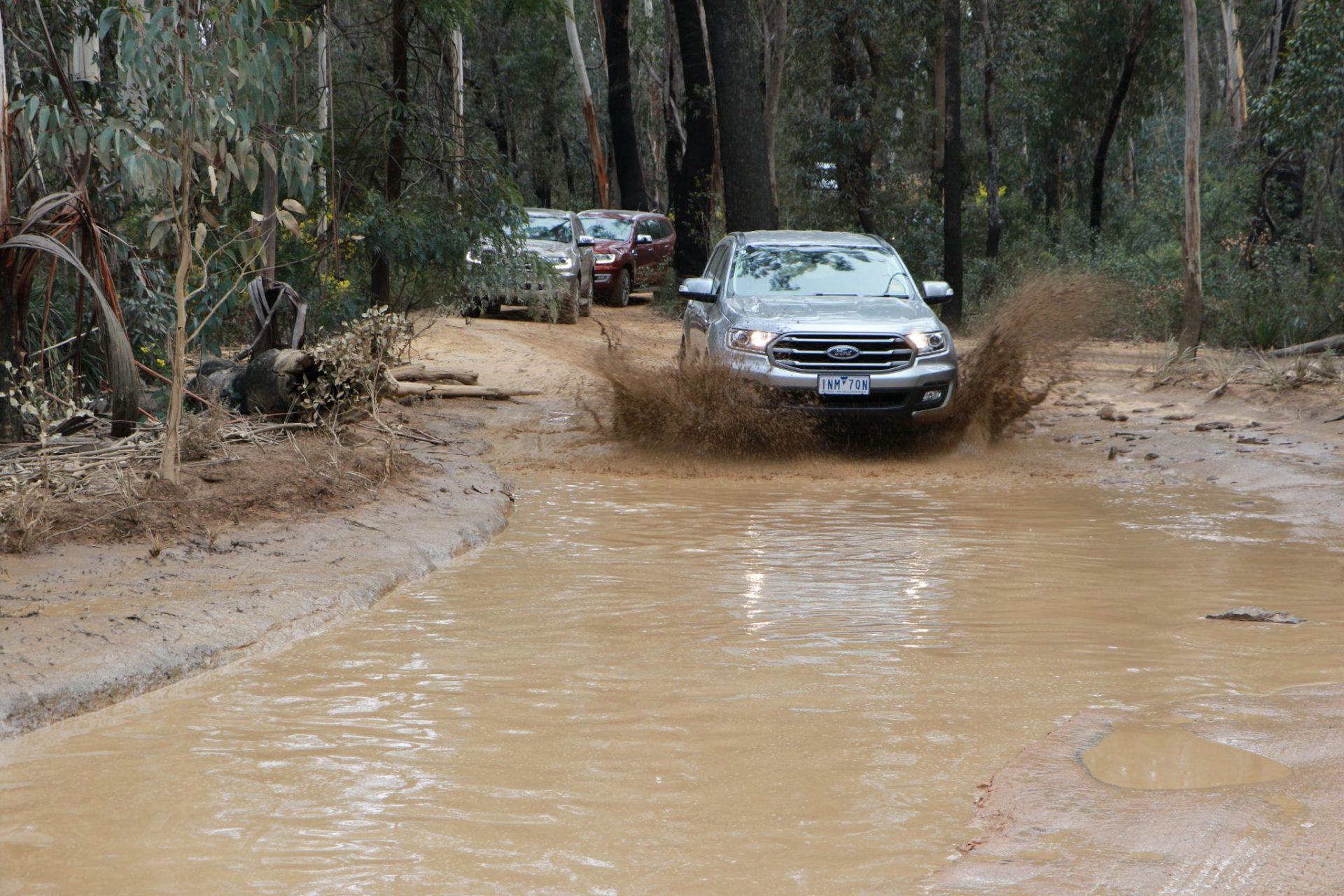 Convoy Etiquette Ford 2