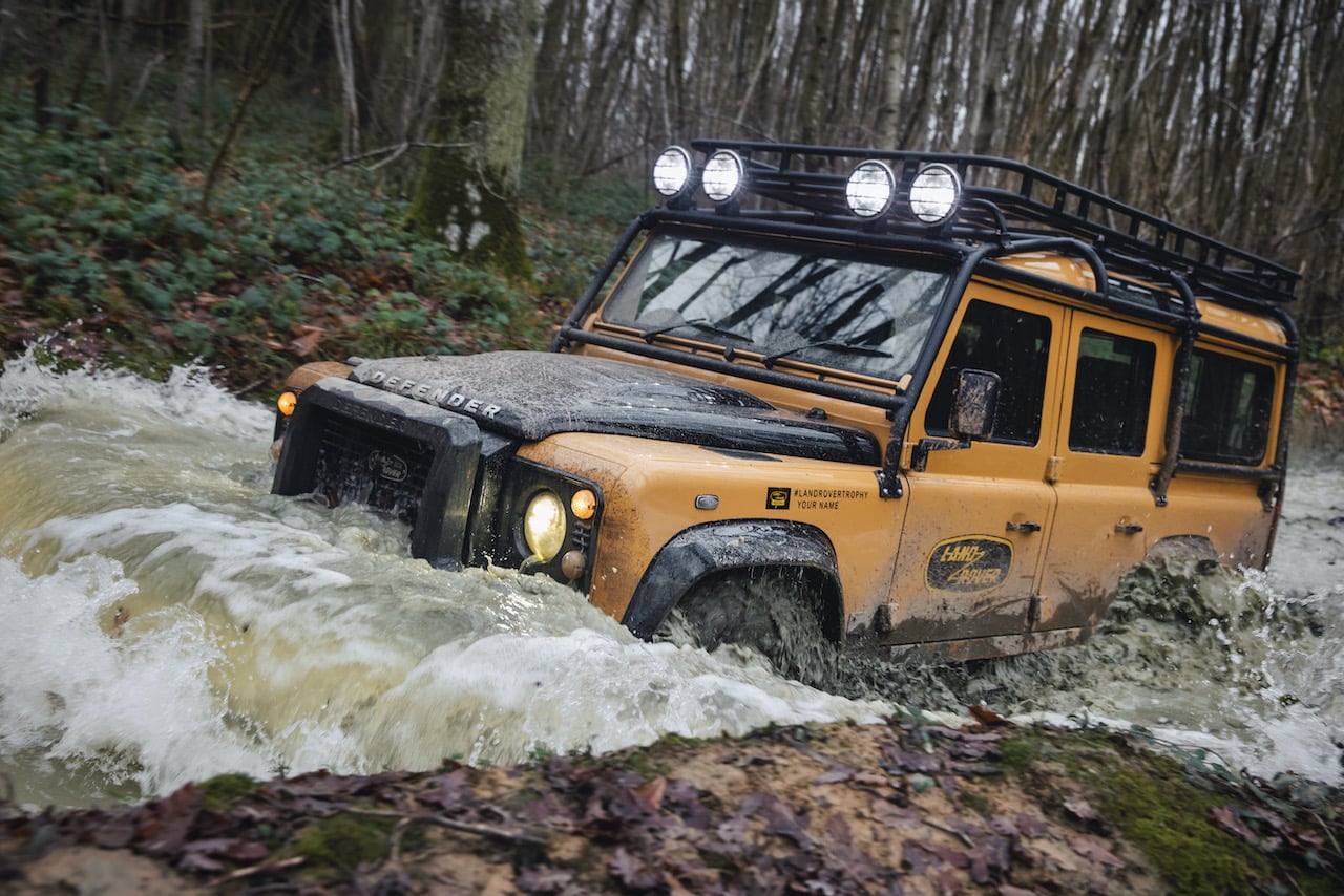 Defender Works V8 Trophy - 1