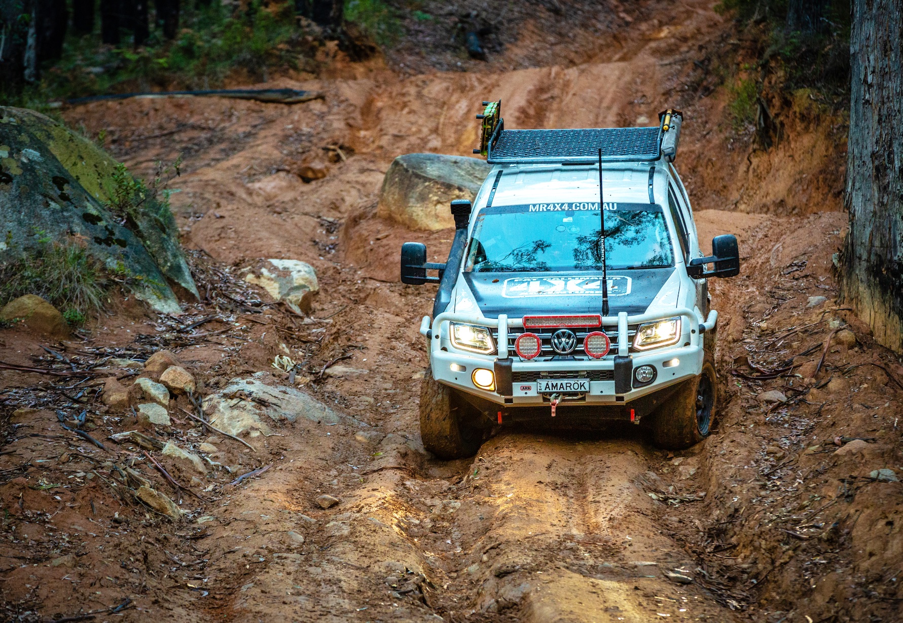 Mud P4 Amarok Front