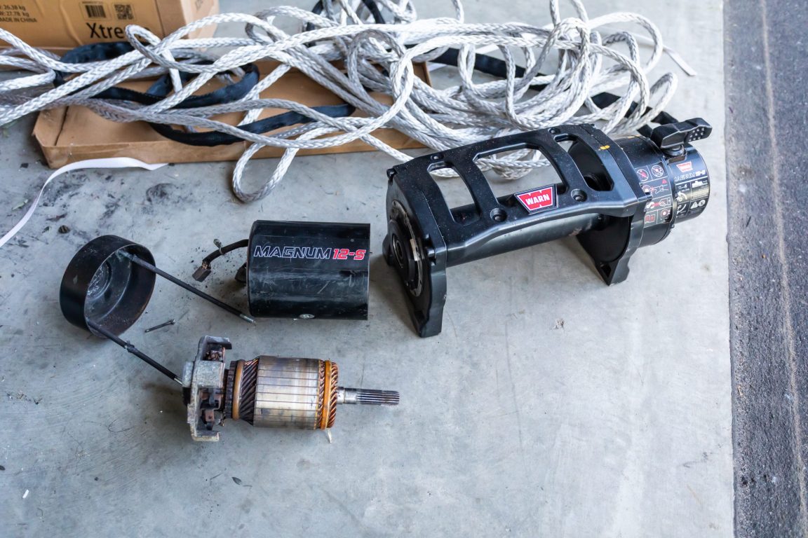 With a little winch maintenance you won't end up with a disaster like this