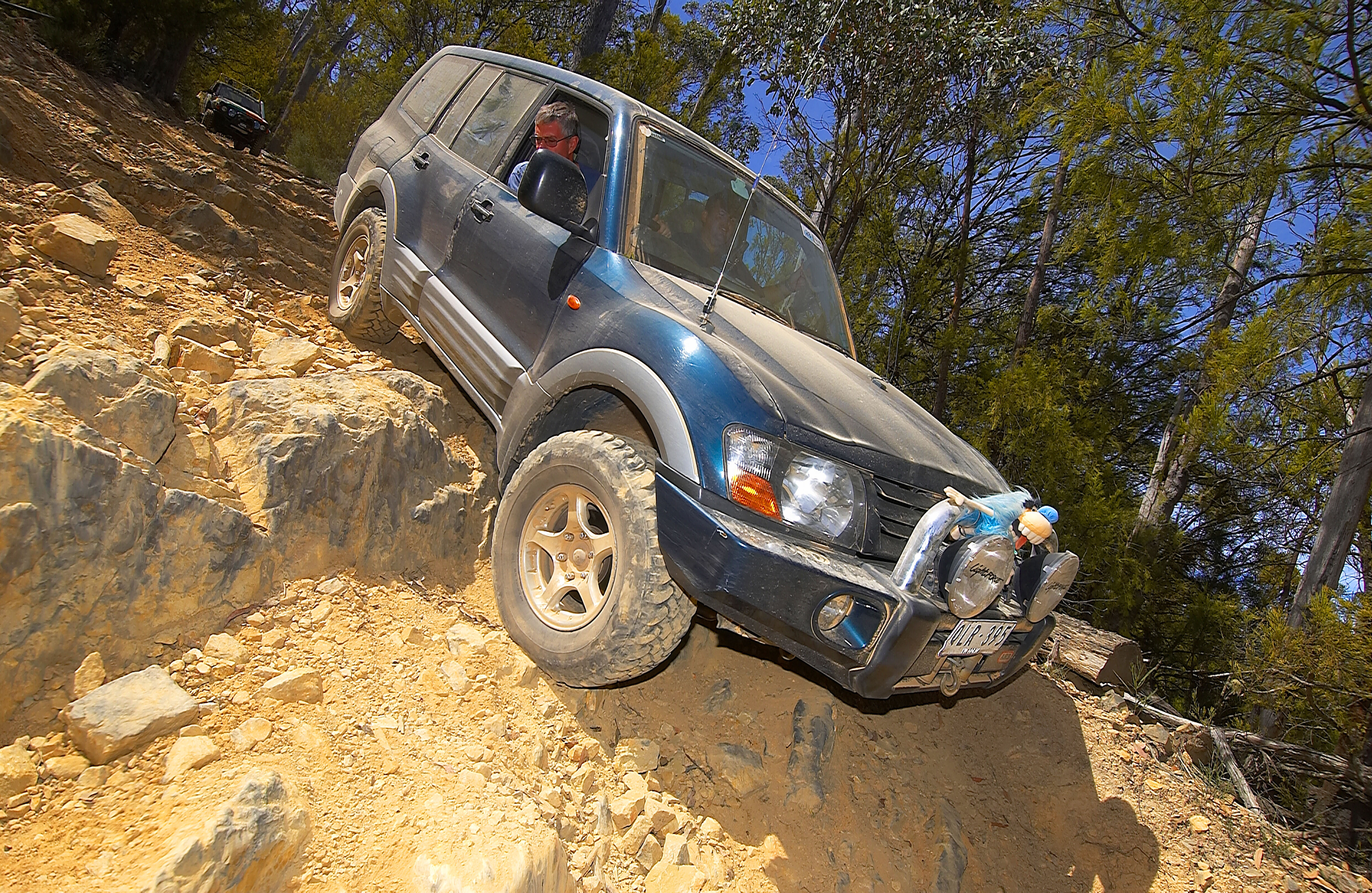 4x4 rock driving