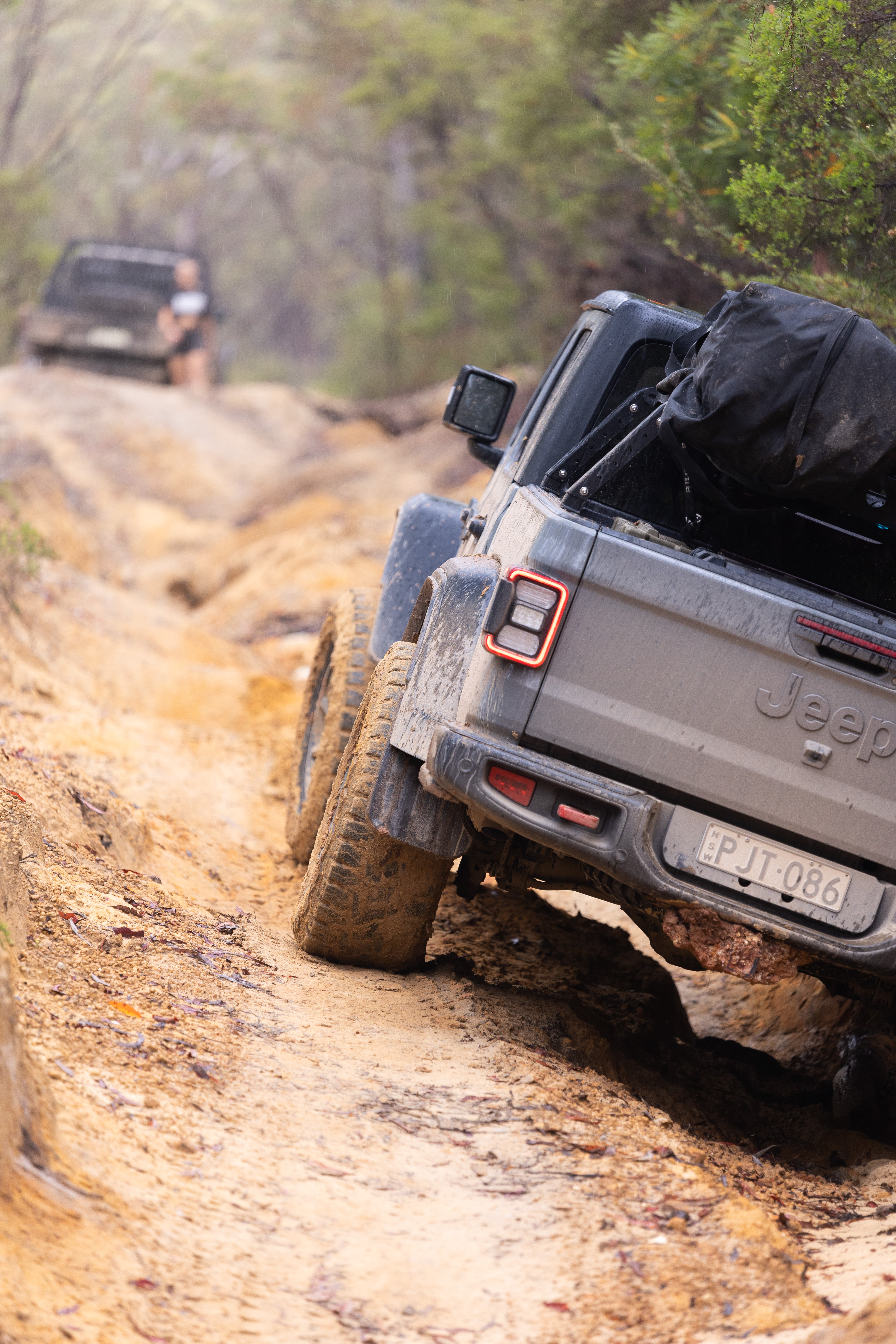Jeep 4x4 steep terrain