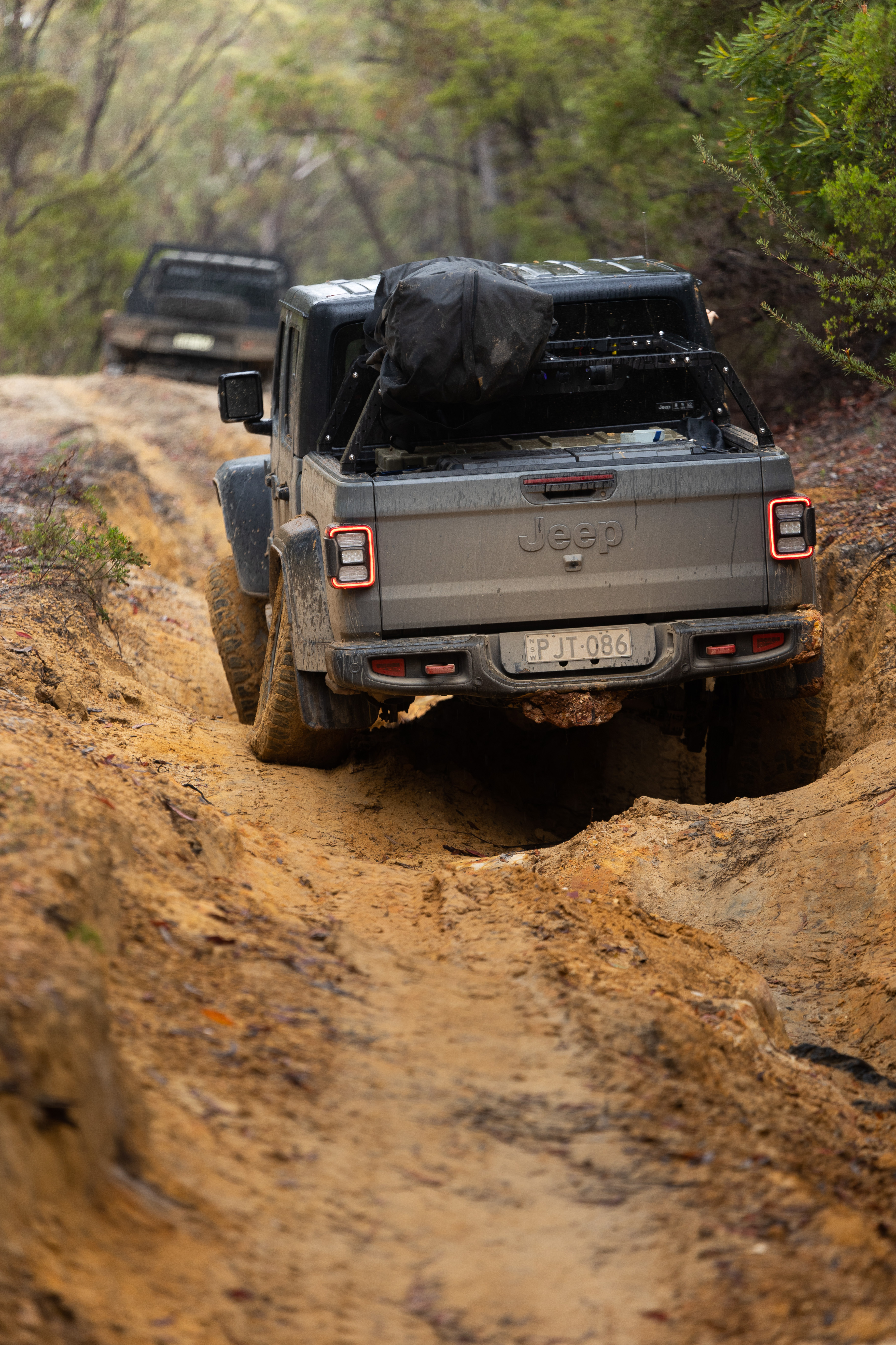 Jeep 4x4 steep terrain