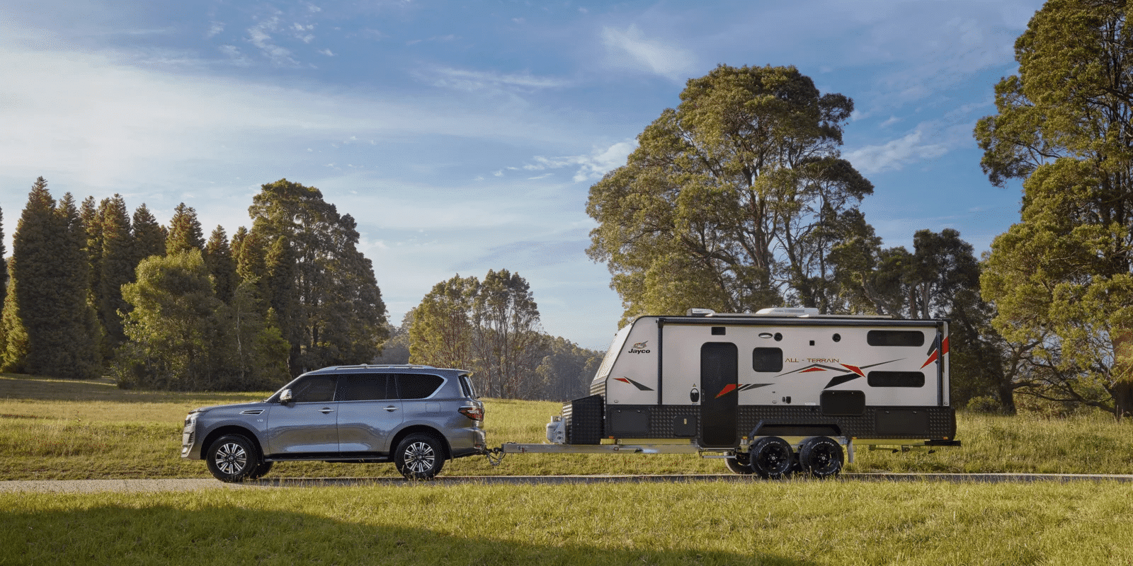 Car towing Jayco caravan