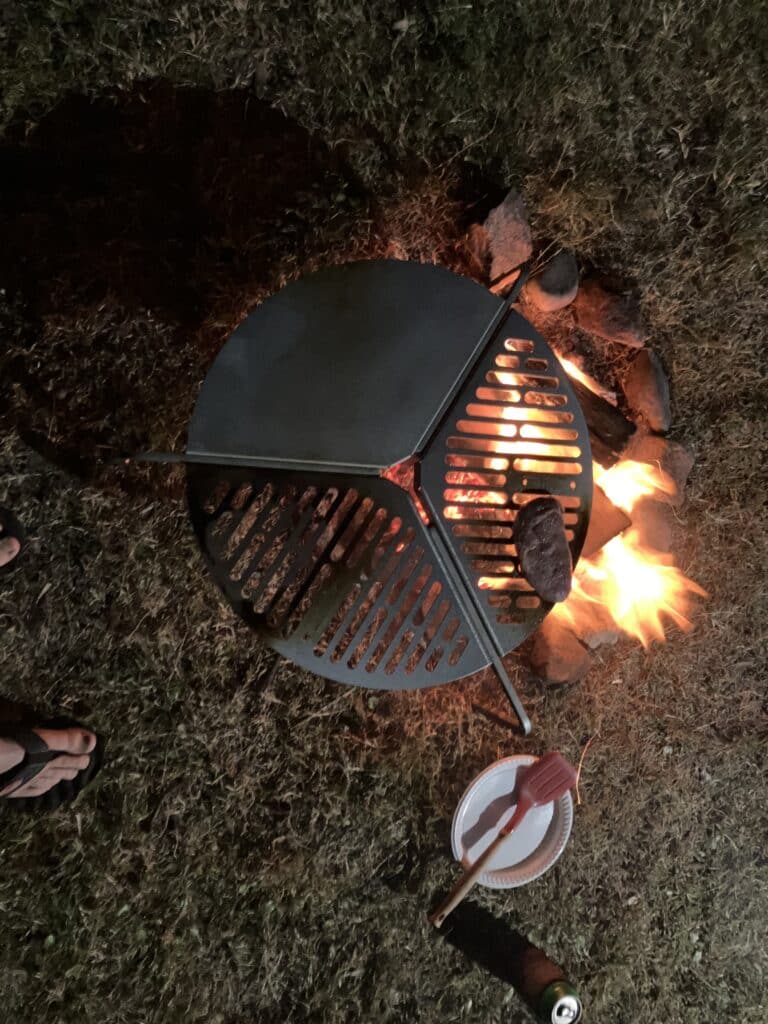 CAMPFIRE COOKING GRATE STORES ON TIRE - by Front Runner 