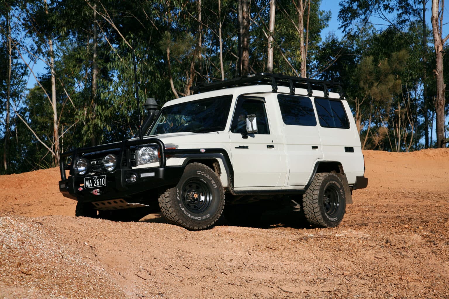 Troopcarrier Vs 4x4 HiAce van - is Troopy life better than van life ...