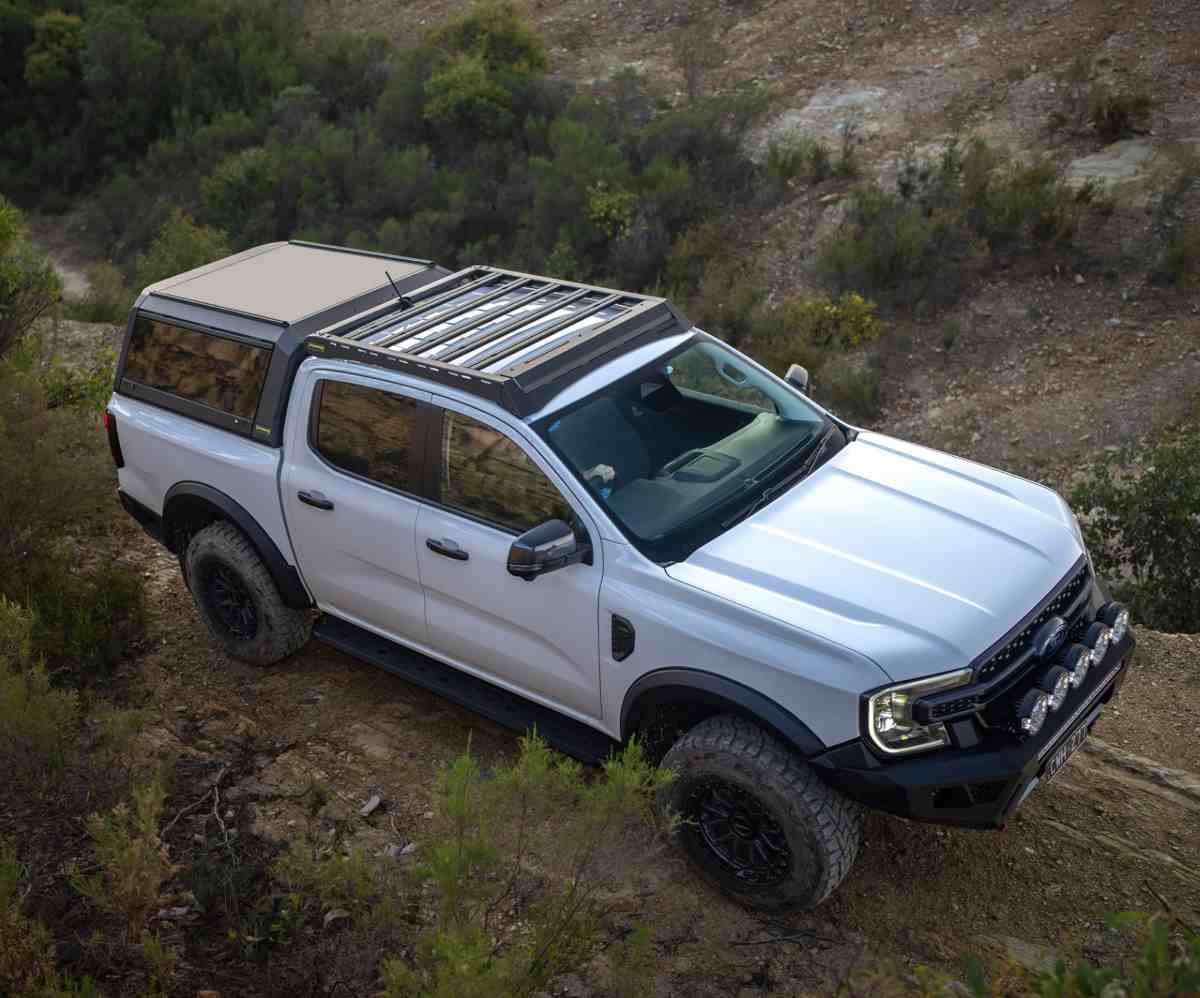 4WD roof storage