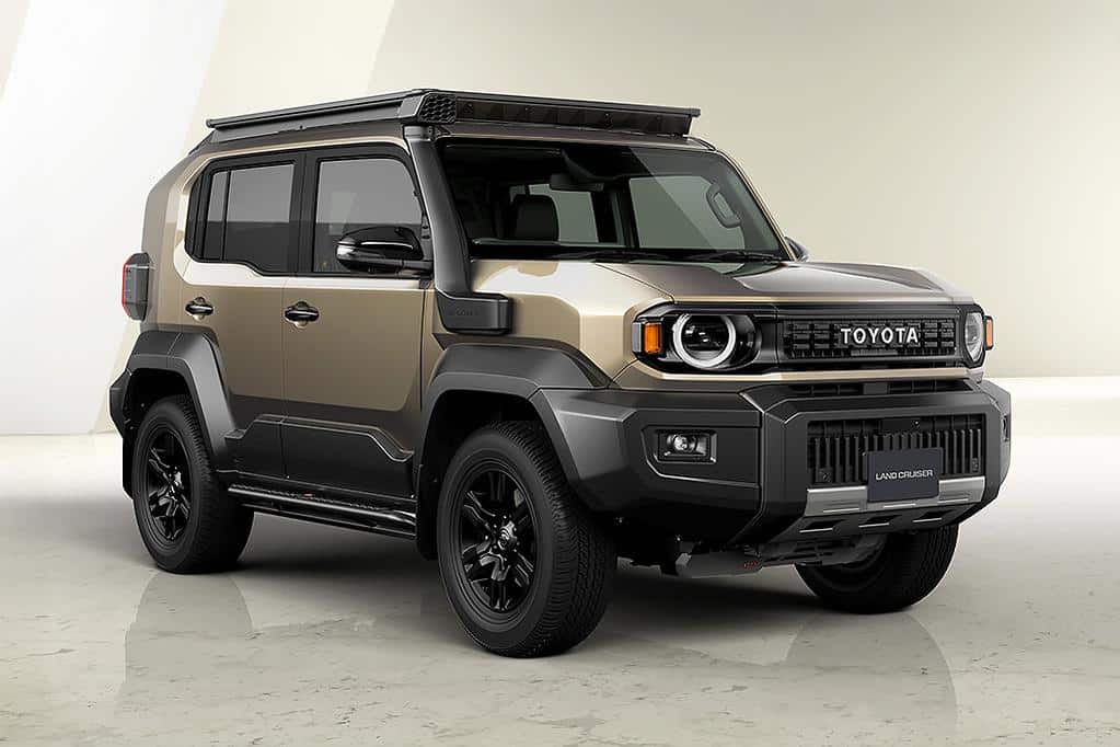 Toyota LandCruiser FJ MOLLE panels and customisation options