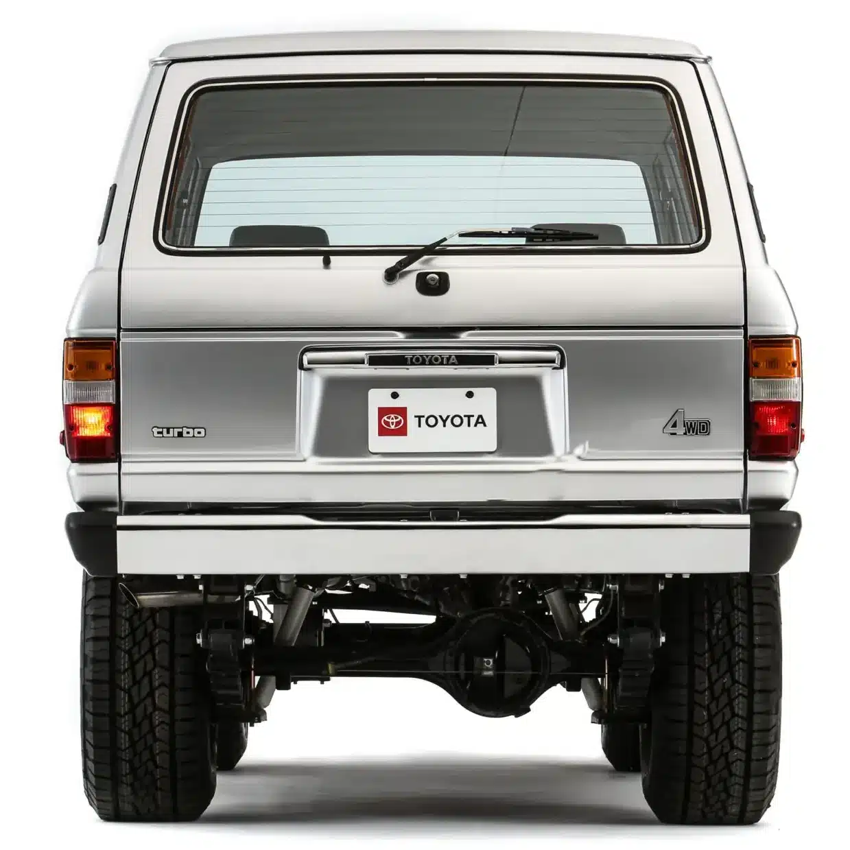 Modest modifications include a 1.5-inch lift and 35-inch Continental TerraContact tyres on 17x9 wheels 