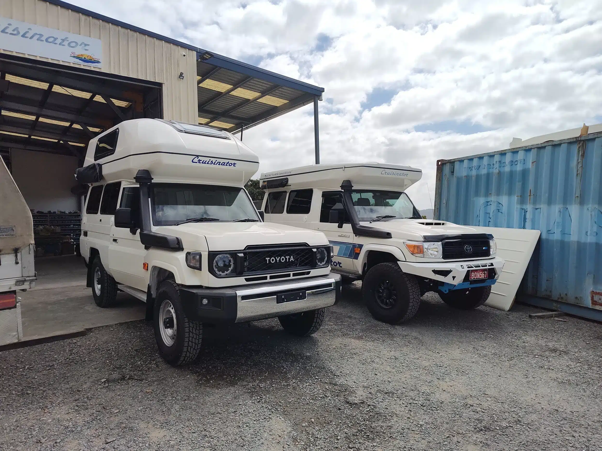 Bonetti Campers Cruisinator review: Side by side comparison of Pop-top and Hightop models