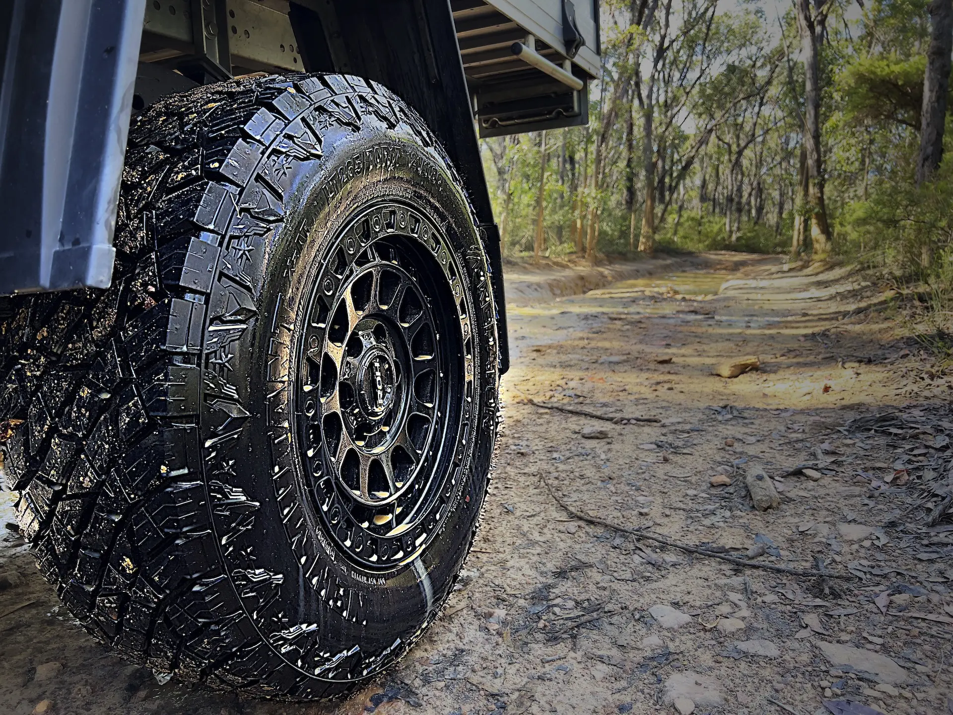 Predator New Mutant XATs: Macro shot of the tyre tread and carcass construction