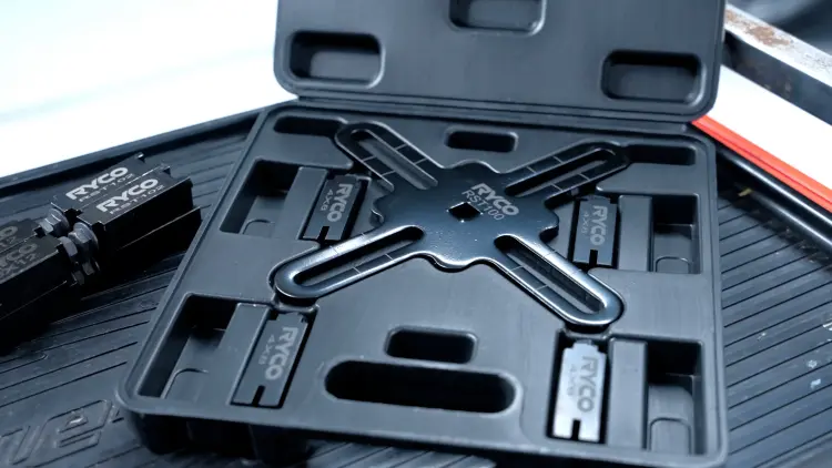 Workshop mechanic using Ryco tools