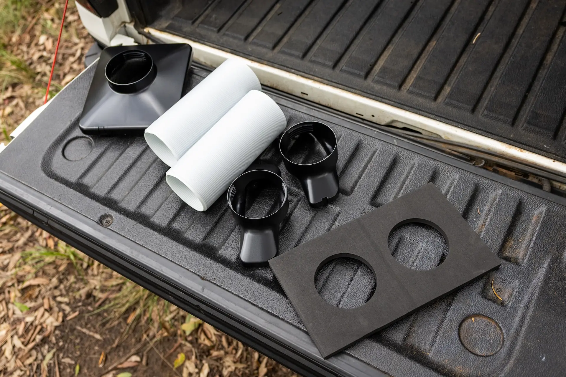 Kings Portable Air Conditioner: Included ducting hoses and window adapters