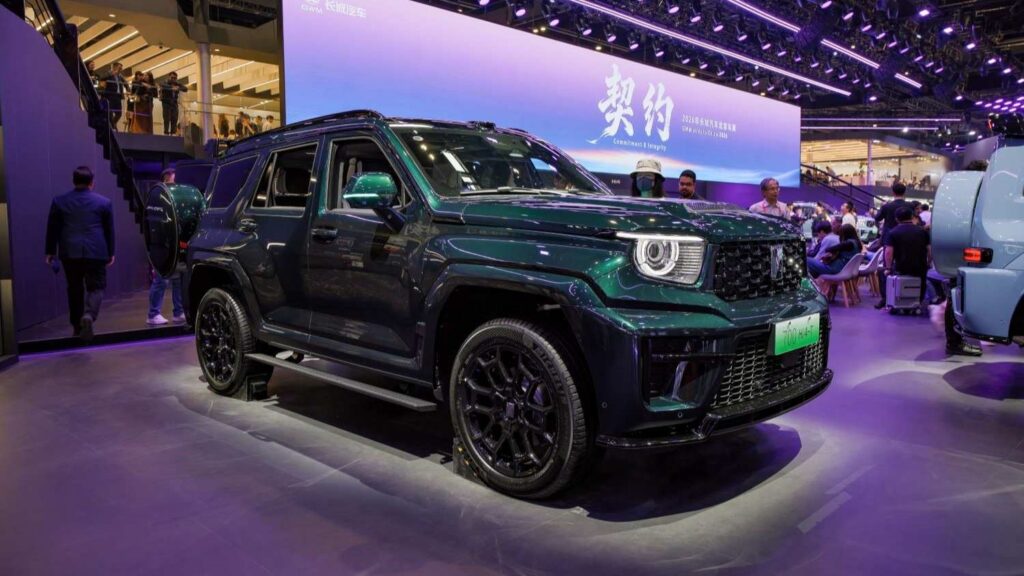 gwm tank 700 v8