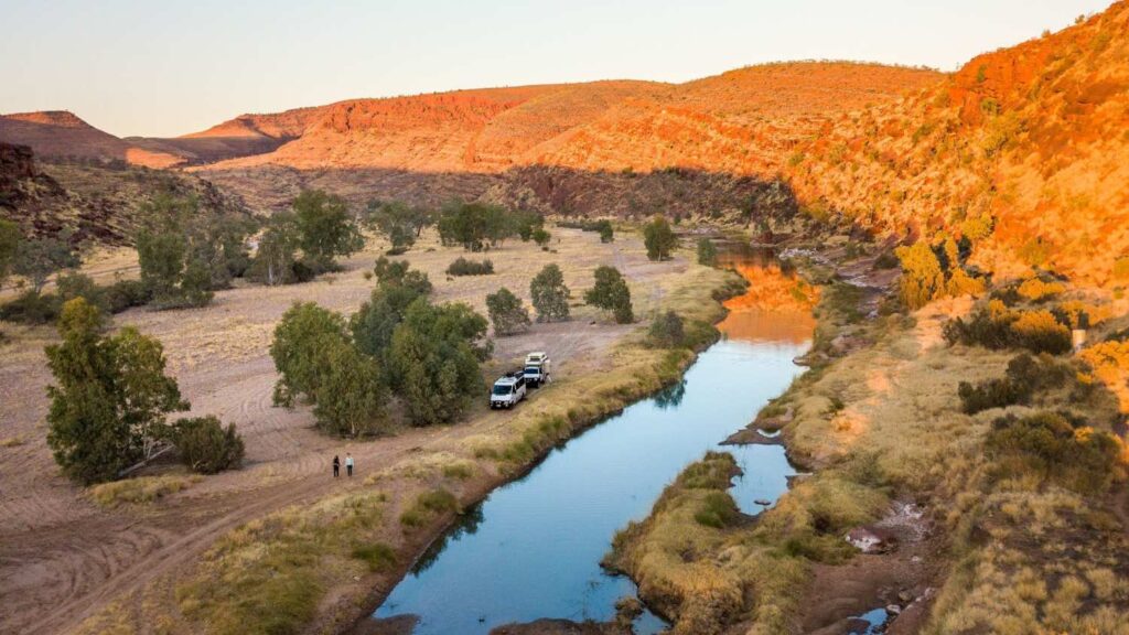 4WD road trip to Uluru