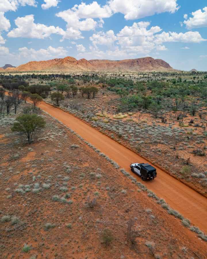 4WD road trip to Uluṟu