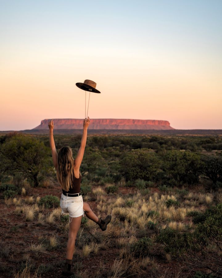 4WD road trip to Uluṟu
